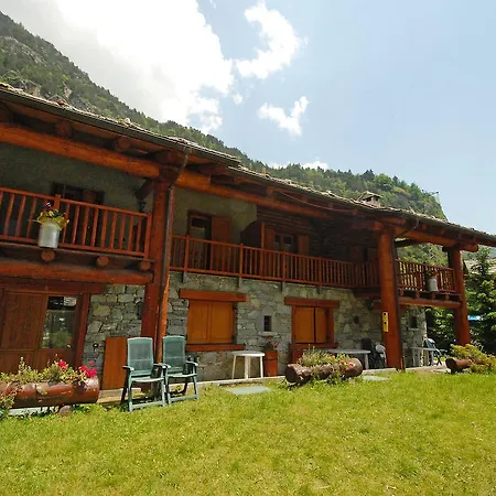Locazione Turistica La Gran Becca.1